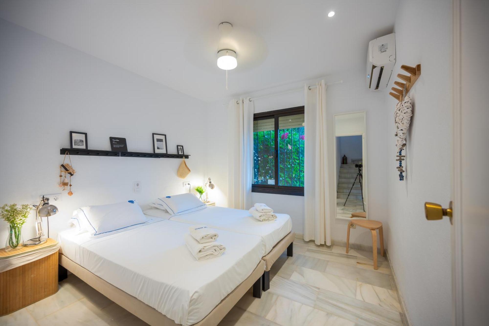 Typical Beach House Las Chapas Playa With Heated Pool Marbella Ngoại thất bức ảnh