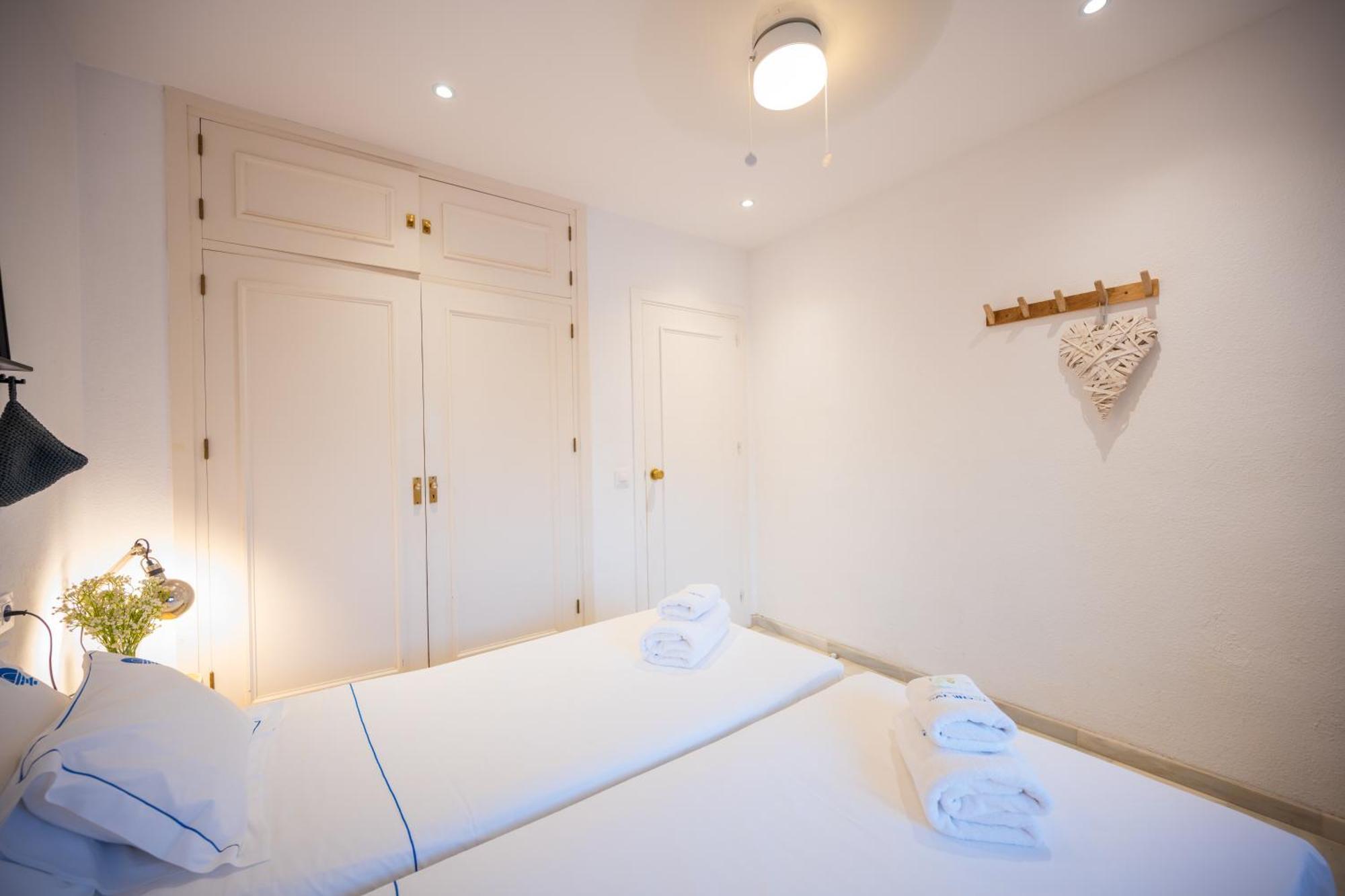 Typical Beach House Las Chapas Playa With Heated Pool Marbella Ngoại thất bức ảnh