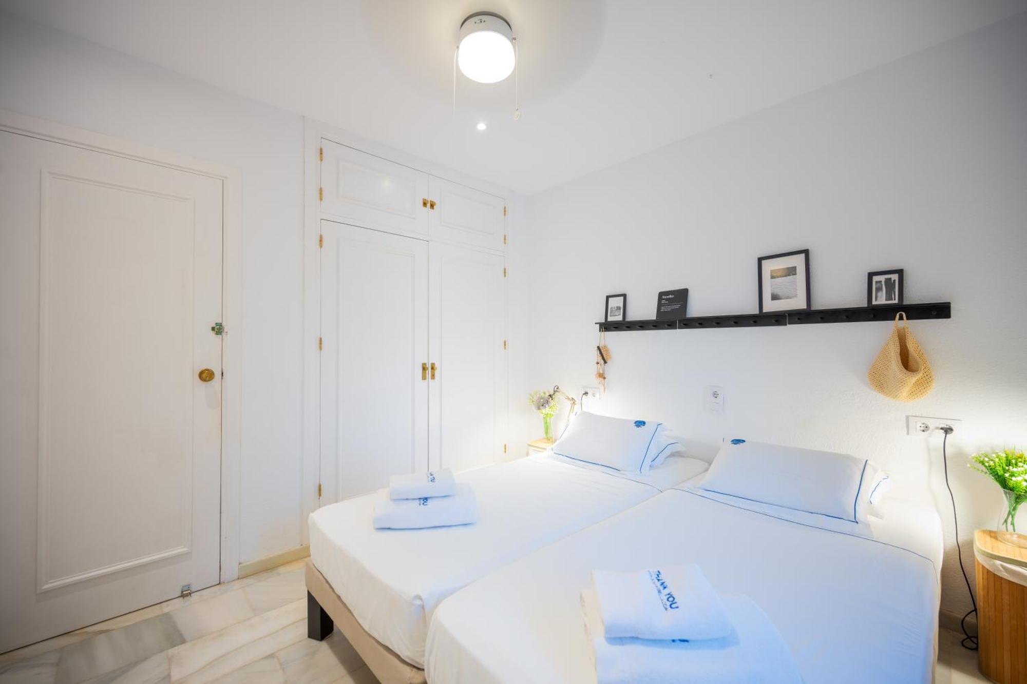 Typical Beach House Las Chapas Playa With Heated Pool Marbella Ngoại thất bức ảnh