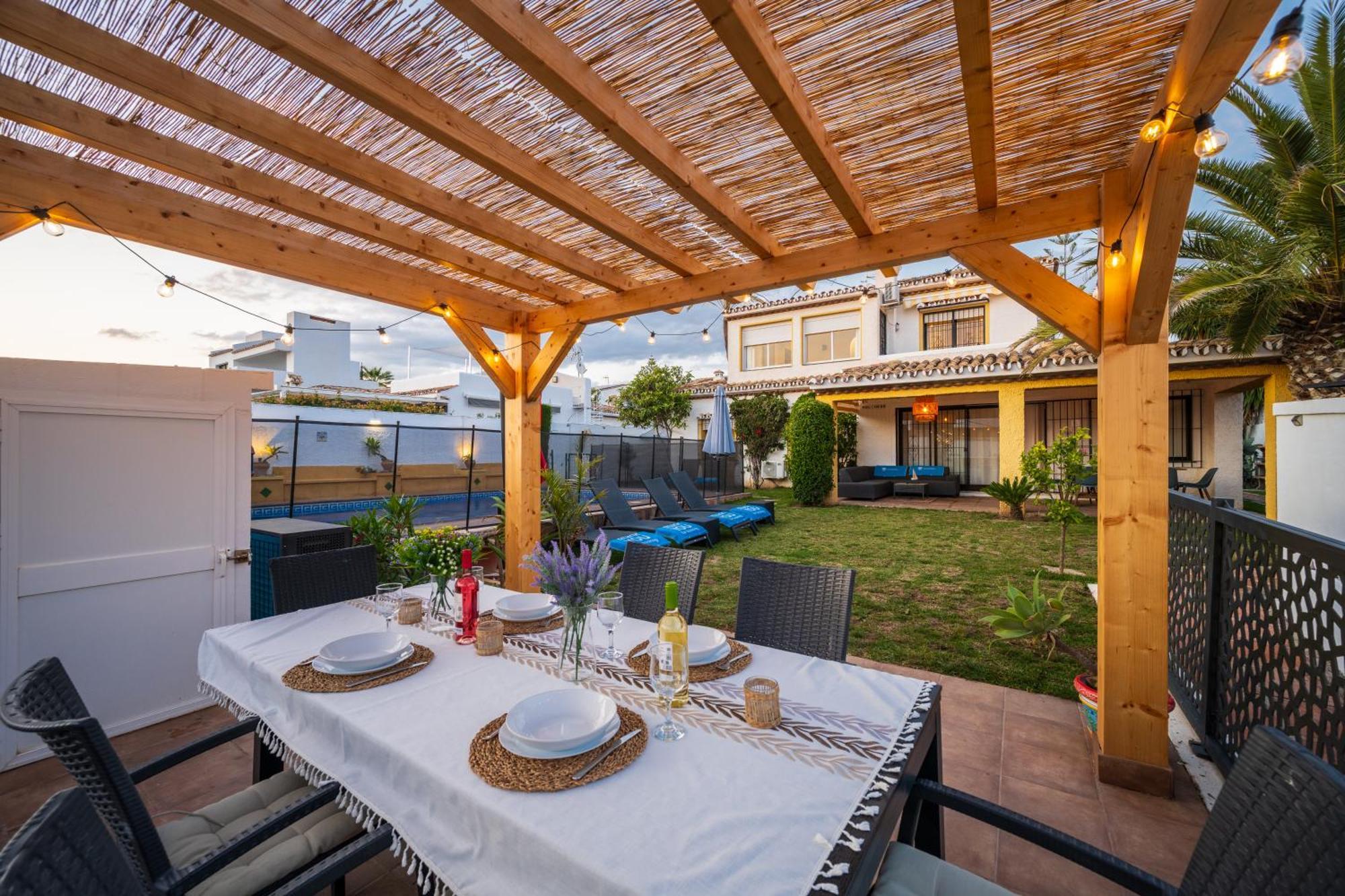 Typical Beach House Las Chapas Playa With Heated Pool Marbella Ngoại thất bức ảnh