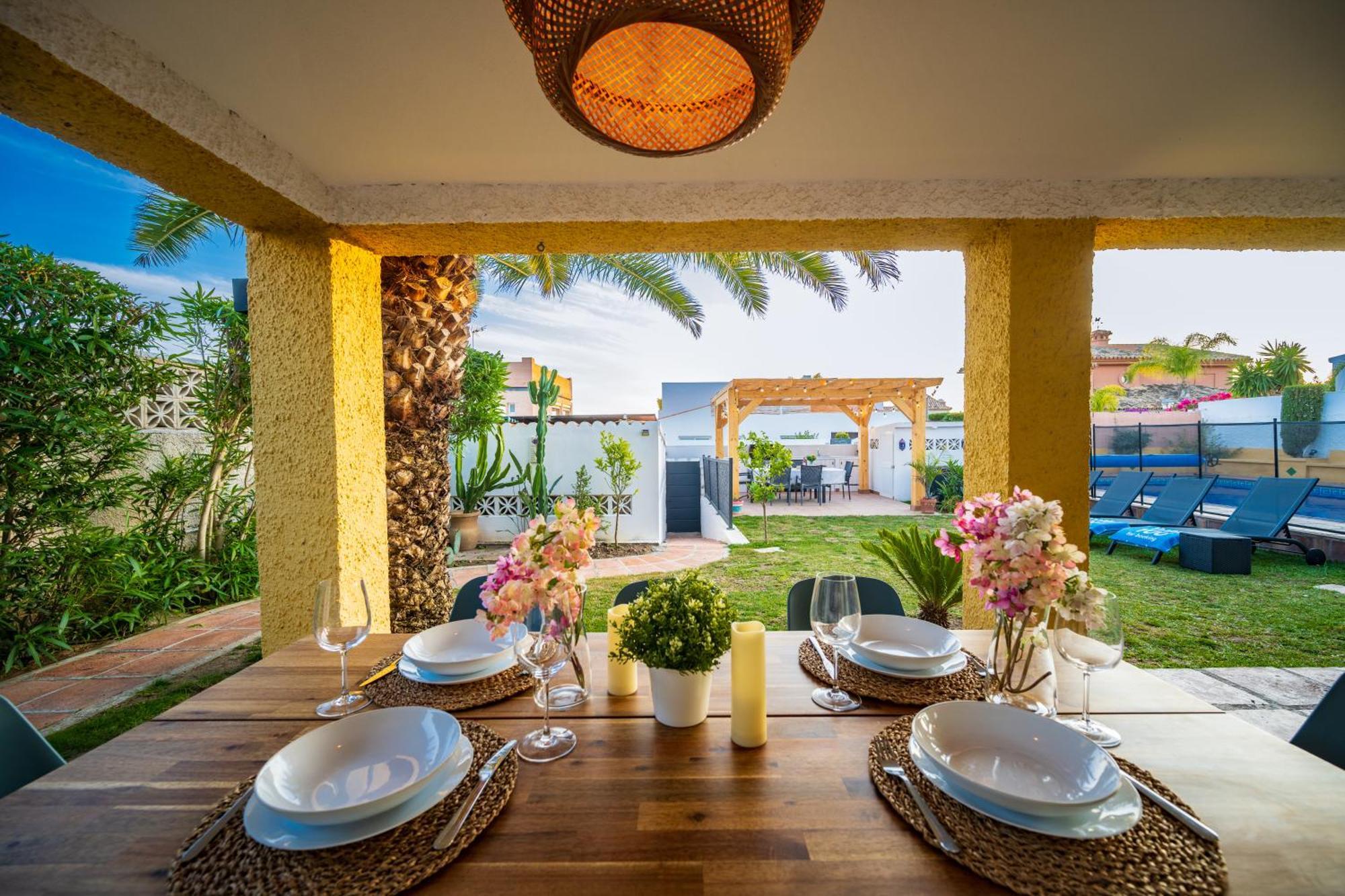 Typical Beach House Las Chapas Playa With Heated Pool Marbella Ngoại thất bức ảnh