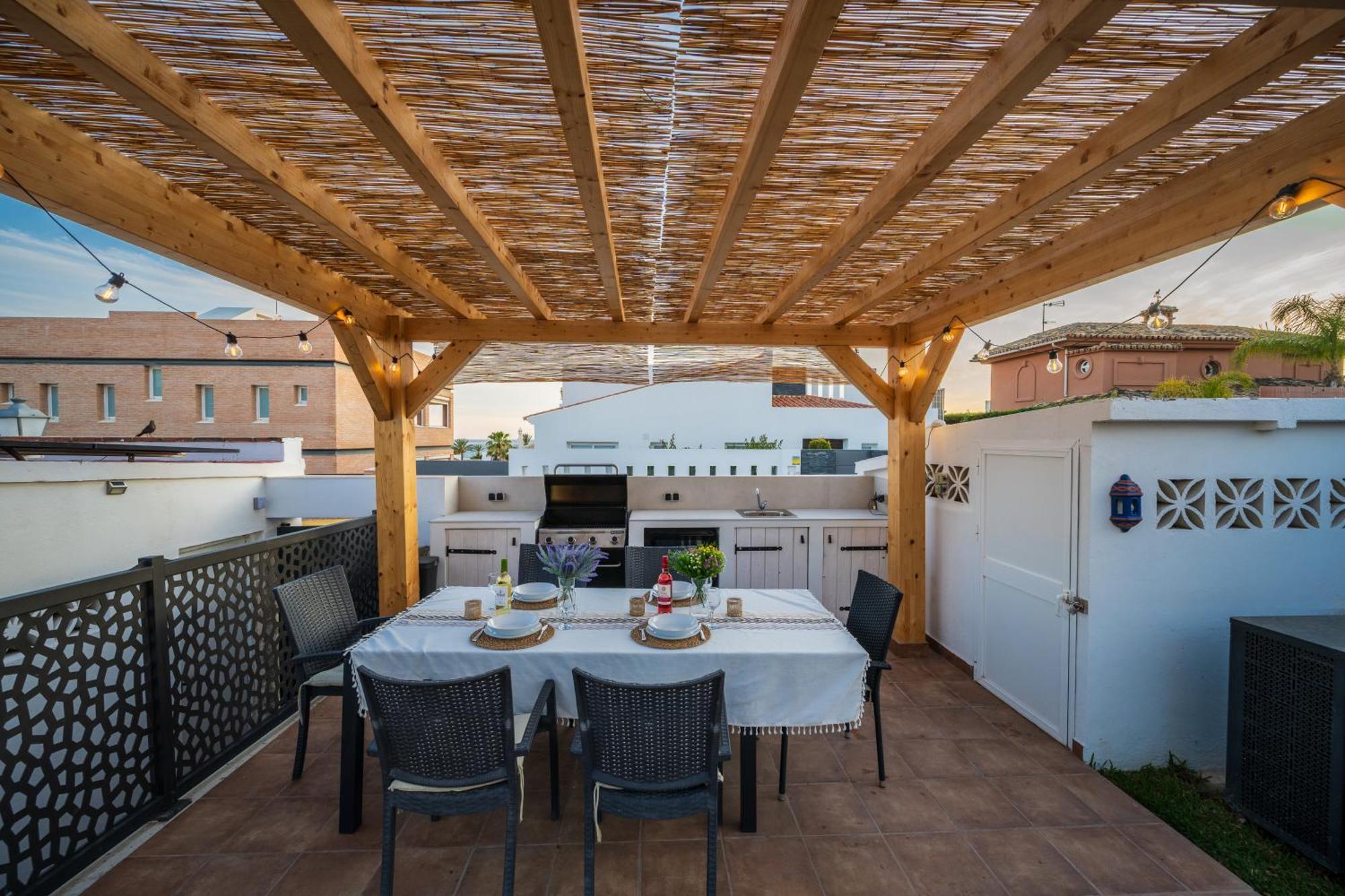 Typical Beach House Las Chapas Playa With Heated Pool Marbella Ngoại thất bức ảnh